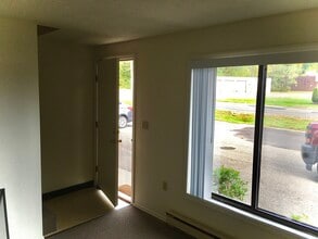 3 Norton Dr in Binghamton, NY - Building Photo - Building Photo