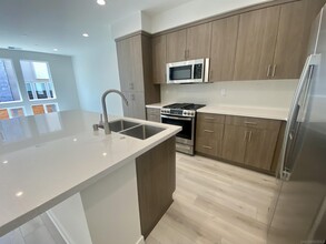 11162 Akarna Ct in San Diego, CA - Building Photo - Building Photo