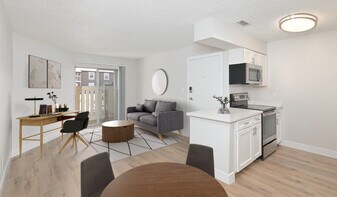 Creekside in Denver, CO - Building Photo