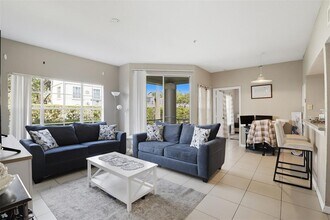 5132 City St in Orlando, FL - Building Photo - Building Photo