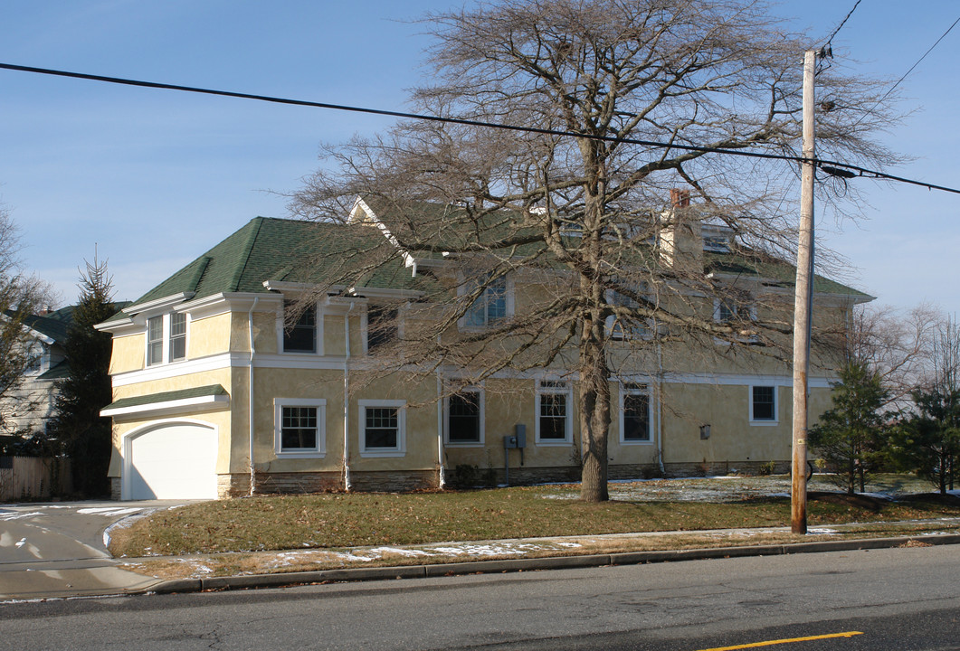 301 S Boulevard in Spring Lake, NJ - Building Photo