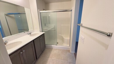 13074 Eastwind Way in Victorville, CA - Building Photo - Building Photo