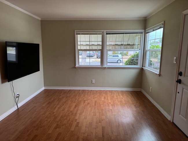 7451 Wish Ave in Los Angeles, CA - Building Photo - Building Photo