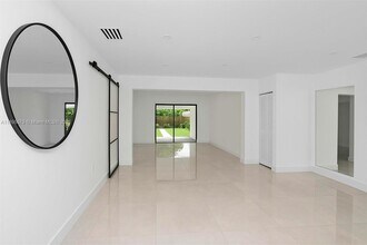 231 NE 45th St in Miami, FL - Building Photo - Building Photo