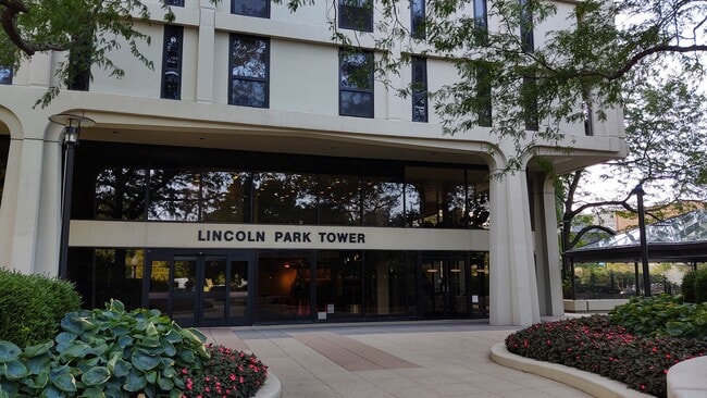 1960 N Lincoln Park W, Unit 1310 in Chicago, IL - Building Photo - Building Photo