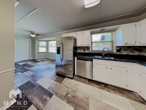 3876 Quail Manor Dr SW in Conyers, GA - Foto de edificio - Building Photo