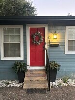 5901 Worth St in Dallas, TX - Building Photo