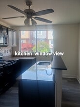 2435 77th Ave in Philadelphia, PA - Foto de edificio - Building Photo