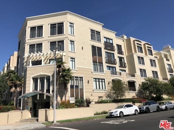 11847 Gorham Ave, Unit #104 in Los Angeles, CA - Foto de edificio