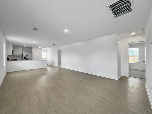 6022 Standpiper Lp in Baytown, TX - Building Photo - Building Photo