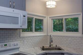 415 S Revena Blvd, Unit 415 S Revena Blvd in Ann Arbor, MI - Building Photo - Building Photo