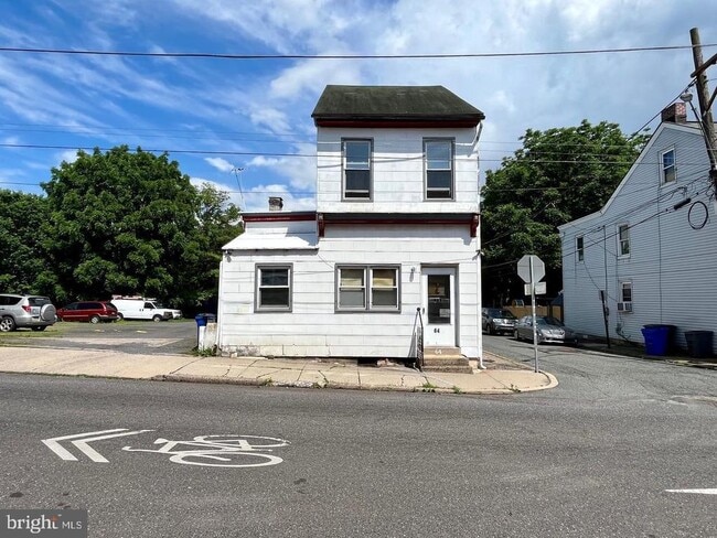 property at 64 S Evans St