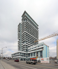 Rain Tower in Oakville, ON - Building Photo - Building Photo