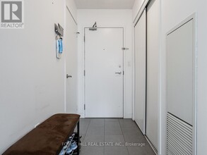 15-715 Brunel Ct in Toronto, ON - Building Photo - Building Photo