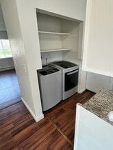 2305 E Hartson Ave, Unit 2305 in Spokane, WA - Foto de edificio - Building Photo