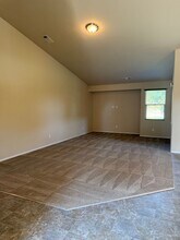 3428 W Delaware Ave in Visalia, CA - Building Photo - Building Photo