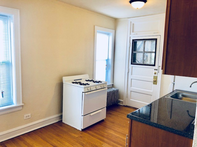 5423 W Montrose Ave-Unit -5423-N1 in Chicago, IL - Foto de edificio