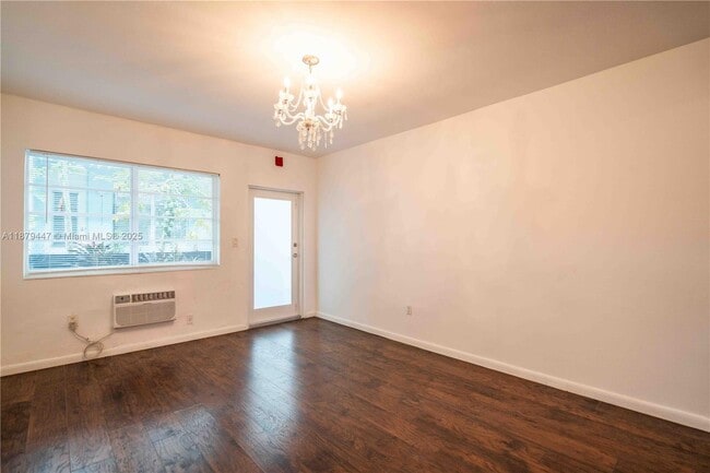 1120 Euclid Ave in Miami Beach, FL - Building Photo - Building Photo