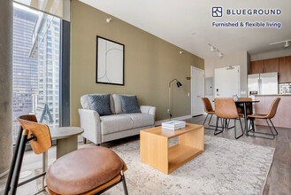 505 N State St, Unit FL32-ID1007 in Chicago, IL - Foto de edificio - Building Photo