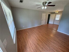 4755 Perry Rd in Gainesville, GA - Building Photo - Building Photo