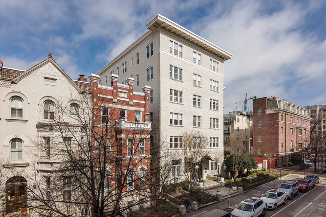 The Roydon in Washington, DC - Foto de edificio - Building Photo