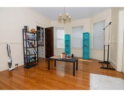 582 Cambridge St, Unit 1