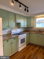 119 Franklin St in Bristol, PA - Building Photo