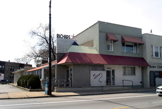 3420 N Elston Ave in Chicago, IL - Building Photo - Other