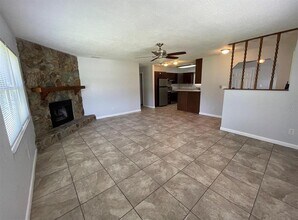 11207 N 50th St in Tampa, FL - Building Photo - Building Photo