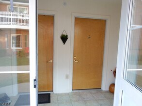 29 Jane Dr-Unit -29 in Hackettstown, NJ - Building Photo - Building Photo