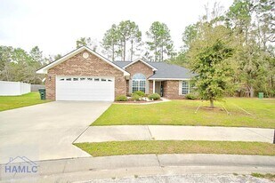 720 Highgrove Ct in Hinesville, GA - Building Photo