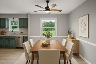 13971 Walking Stick Way in Strongsville, OH - Building Photo - Building Photo