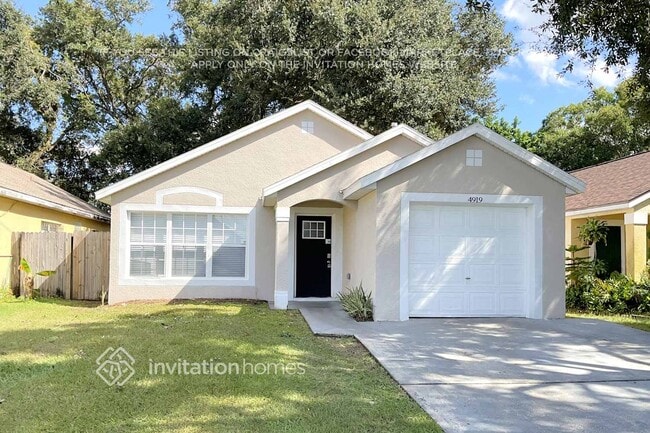 property at 4919 Aventura Blvd