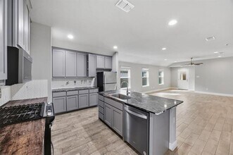 2008 Apalis Dr in Denton, TX - Building Photo - Building Photo