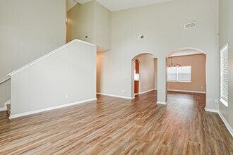 2840 Sweetspire Cir in Kissimmee, FL - Building Photo - Building Photo
