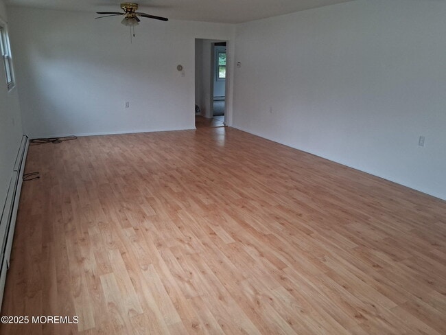 9 Harrington Dr S in Toms River, NJ - Building Photo - Building Photo