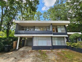 2818 SW 2nd Ave in Gainesville, FL - Building Photo