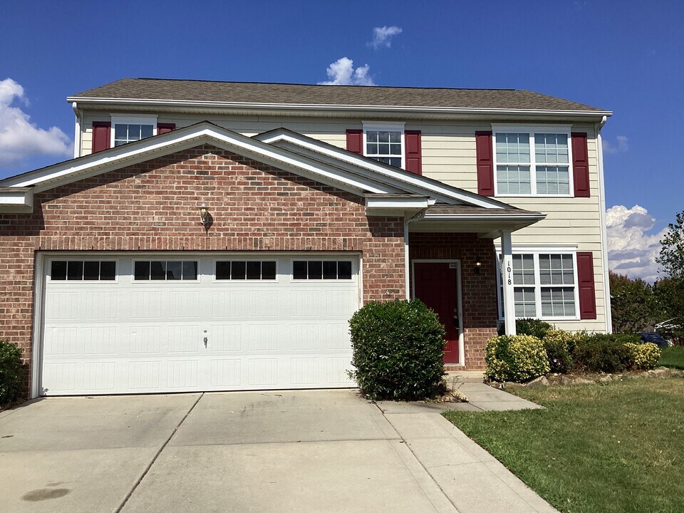 1018 Skillbeck Rd in Indian Trail, NC - Building Photo