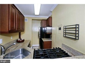 2755 Ordway St NW in Washington, DC - Building Photo - Building Photo