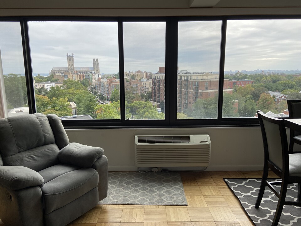 3601 Wisconsin Ave in Washington, DC - Building Photo