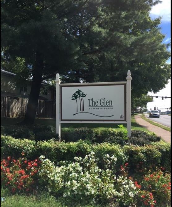 The Glen at White Pines in Manassas Park, VA - Building Photo