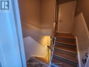 44 Landron Crescent in Toronto, ON - Building Photo - Building Photo