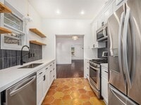 1118 Peddie St photo'