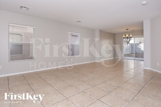 3963 Golden Prairie Ct in Las Vegas, NV - Building Photo - Building Photo