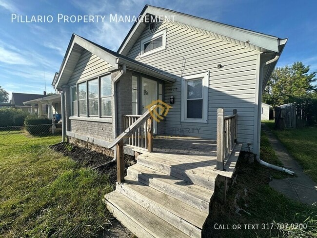 property at 1528 E Tabor St