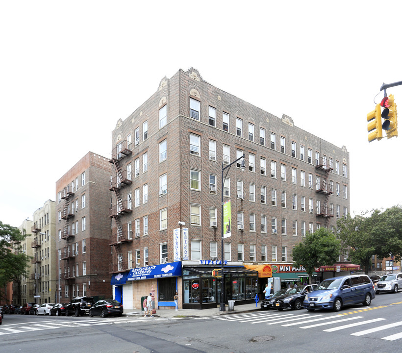 3504 Rochambeau Ave in Bronx, NY - Building Photo