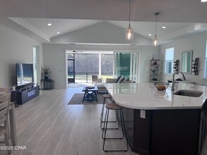 9259 Paradise Dr in Inlet Beach, FL - Foto de edificio - Building Photo