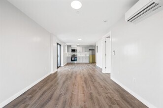 43-34 53rd St in Queens, NY - Building Photo - Building Photo