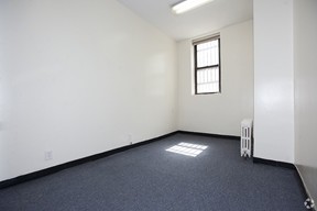 738 Saint Nicholas Ave in New York, NY - Building Photo - Interior Photo