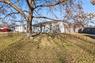 224 Grover Ave in Wichita, KS - Building Photo - Building Photo